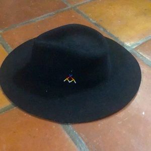 Black hipster hat